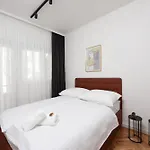 Apartment Monika