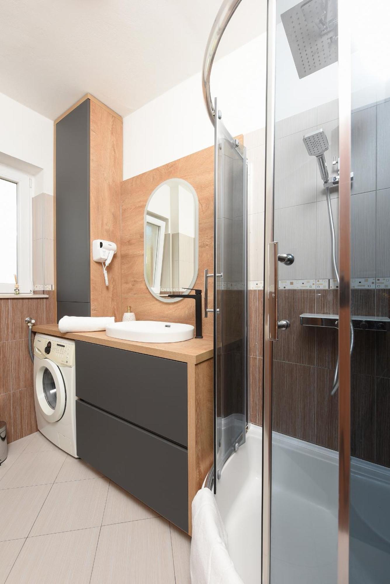 Apartament Monika *