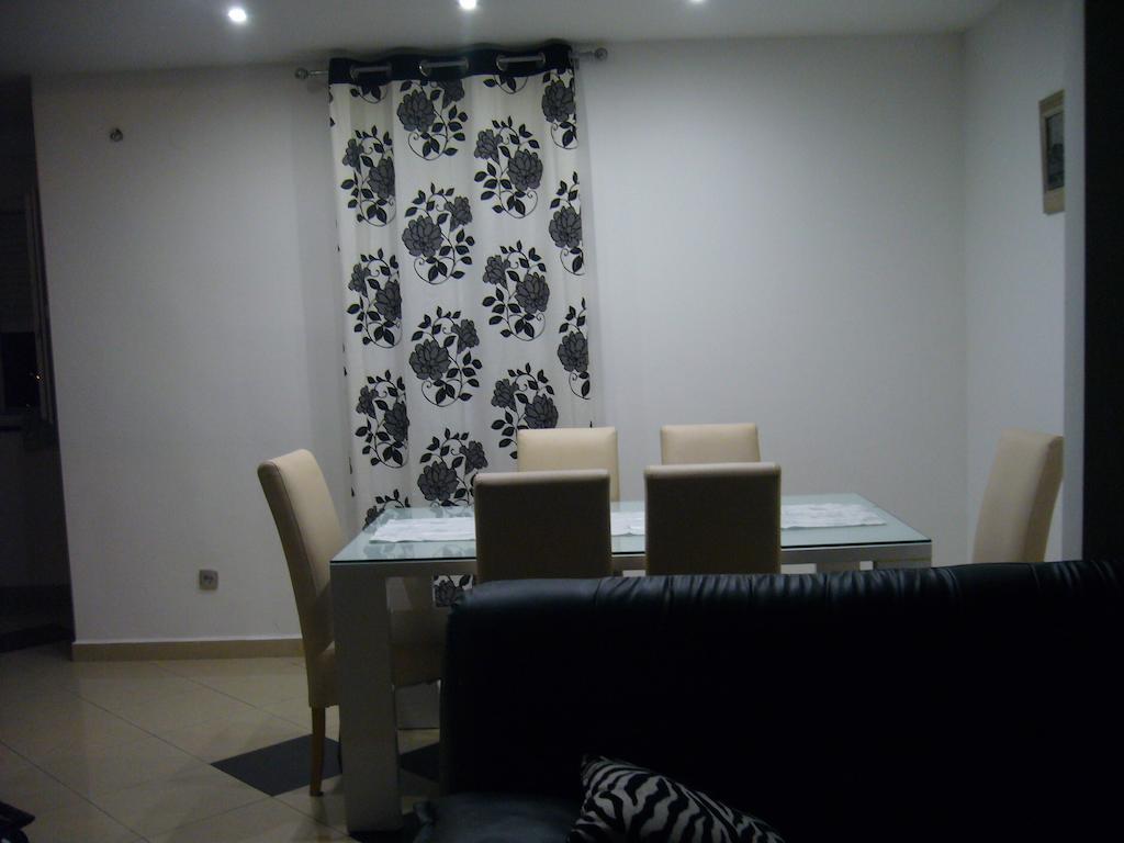 Apartament Monika *